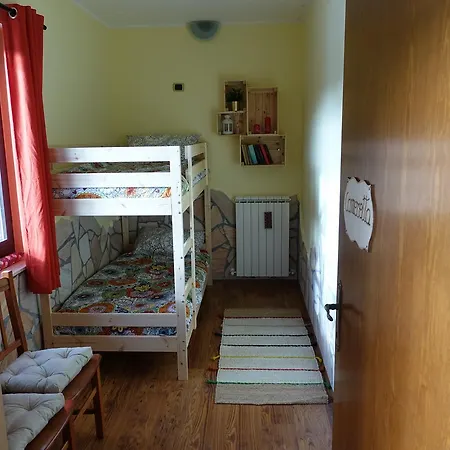 Lupus Domum * Pretoro